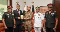 Defence Secretary Meets Pakistani Army Chief